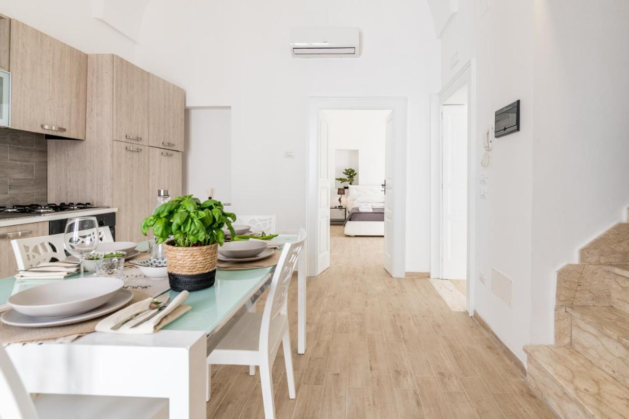 Palazzo Toselli Lejlighed Ostuni Eksteriør billede